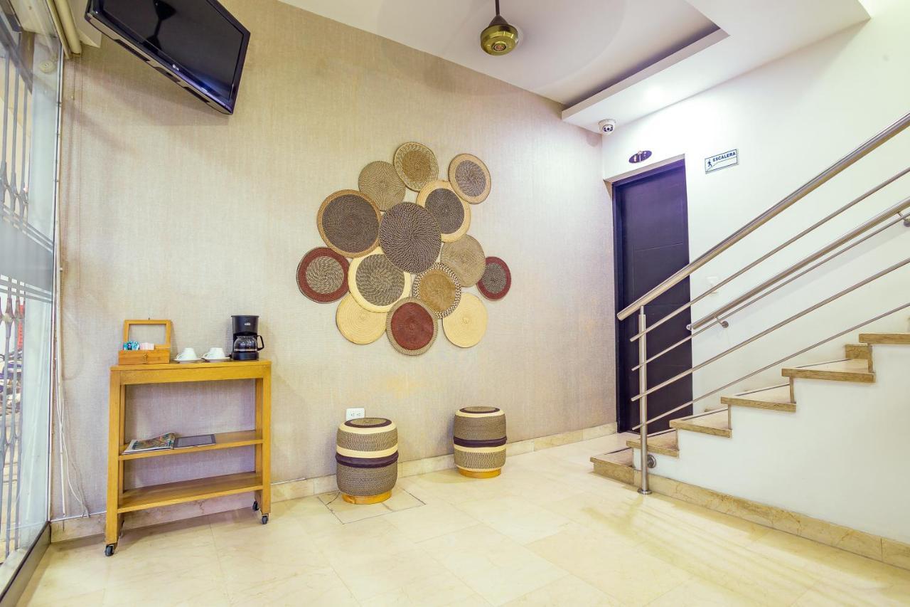 Hotel Ayenda Monteria Central Exterior photo